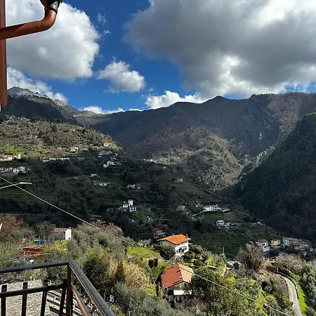 Tra Le Alpi Apuane E Il Mare Apartment Montignoso